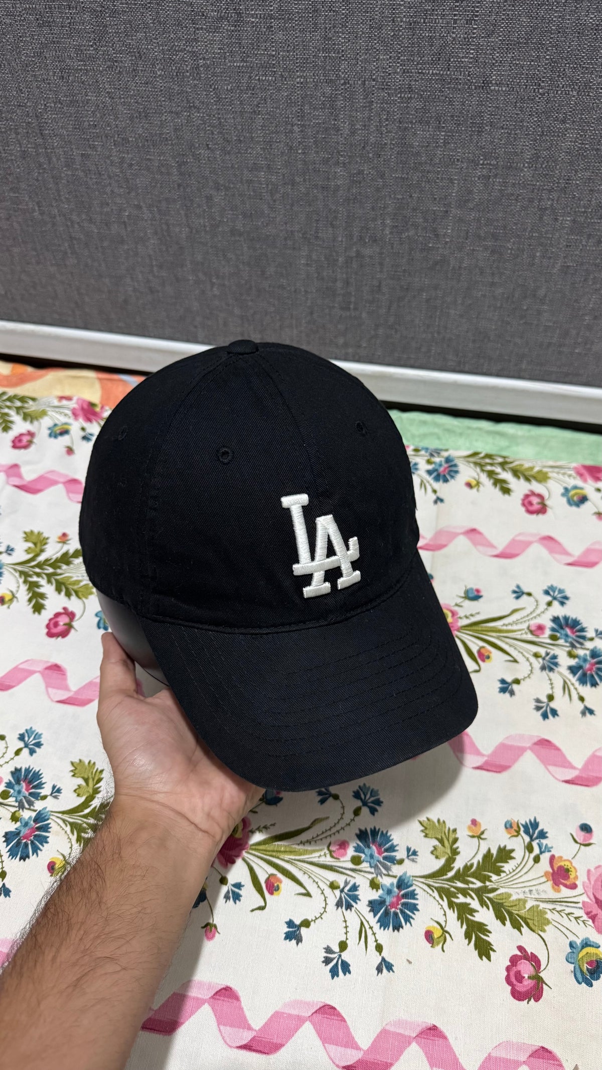 LA Dodgers MLB Baseball Cap (Like New)