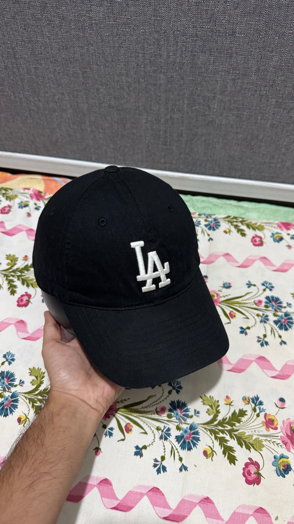 LA Dodgers MLB Baseball Cap (Like New)