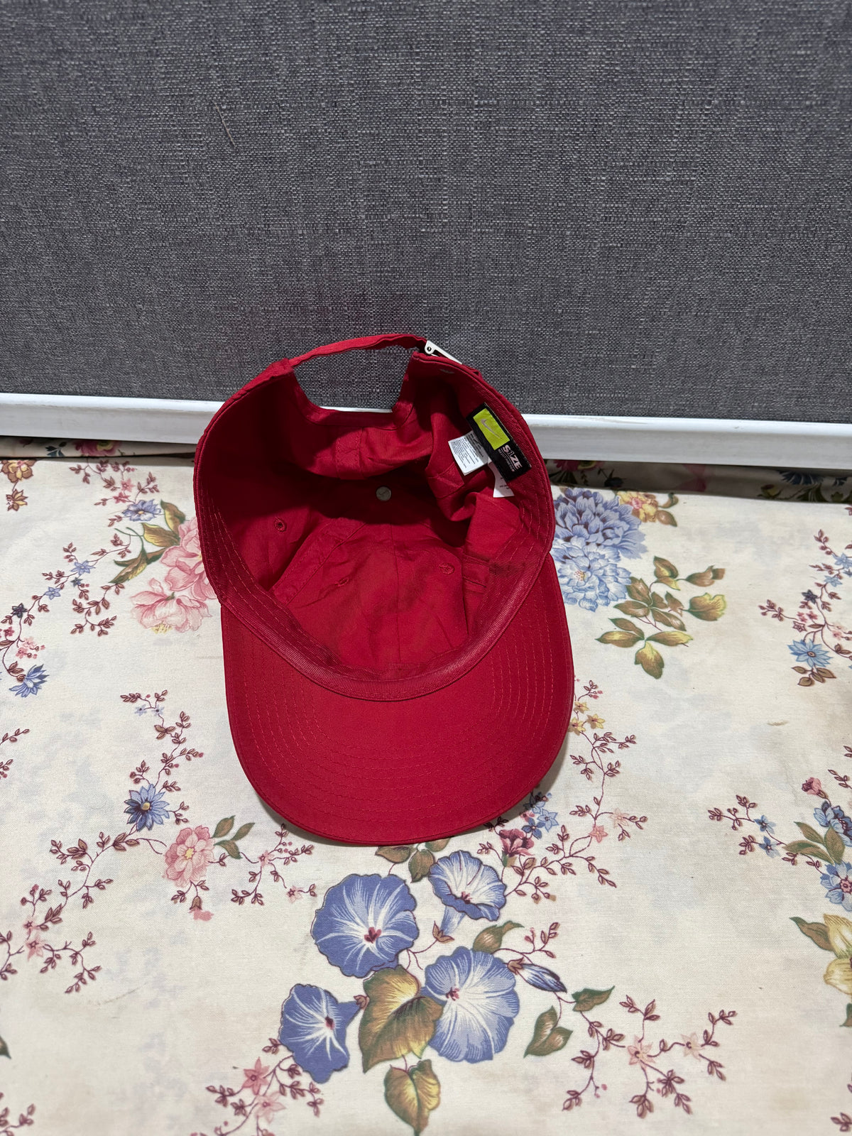 Nike Drifit Chrome Swoosh Cap